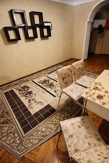 Mənzillər: İnşaatçılar metrosuna 5 dq mesafede. İlk ay 145 növbeti aylar 125 — 1