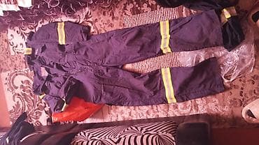 - İşçi kombinezonu (tulum), tünd lacivərt rəngdə - Yüksək görünürlük