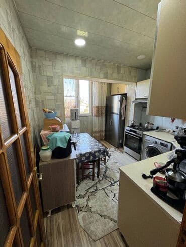 ist petrol tbilisi prospekti: Bakı, Əhmədli, 3 otaqlı, Köhnə tikili, m. Əhmədli, 82 kv. m — 8