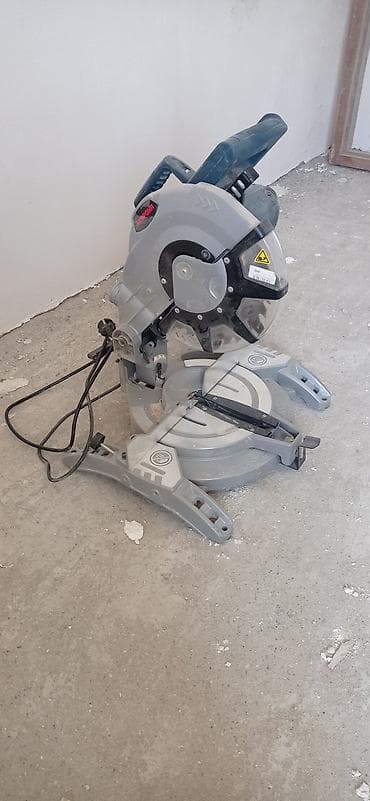 Gönləmləyən/pendel tipli kəsim mişarı (elektrikli torpaq qoşması ilə)