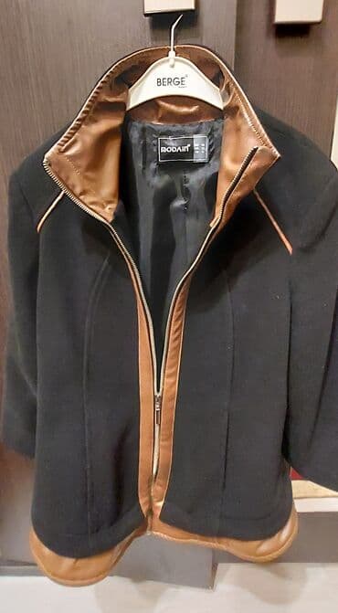 Женская обувь: Palto pencək kurtka 38-40razmer.təp təzədir şəkildə yaxşı — 1