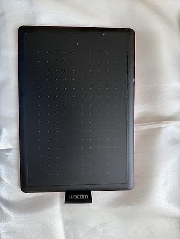 planset tablet: Wacom rəqəmsal qrafik planşeti - Brend: Wacom - Model xətti: Intuos — 1
