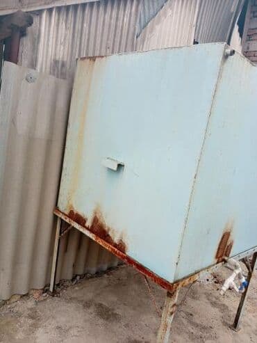 3 d oboy: Metalkarkaslı su çəni Gordunuz su çeni satilir hal hazirda ikinde su — 1