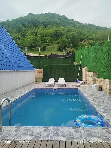 kreditnen evler: Dağ mənzərəli hovuzlu bağ evi – günlük istirahət üçün -Çay kənarında — 4