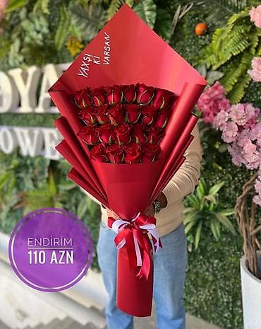 kusen gul: Gul buket guller gül 101 roza güller güllər İnsta : beyaz_flowers 😍😍😍 — 3
