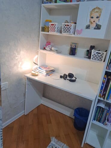 Təcili evden çıxmalıdı