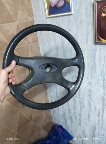 Lincoln: Məhsul: Avtomobil sükanı Təsvir: - Universal dizaynlı, 3 şüalı sükan — 2