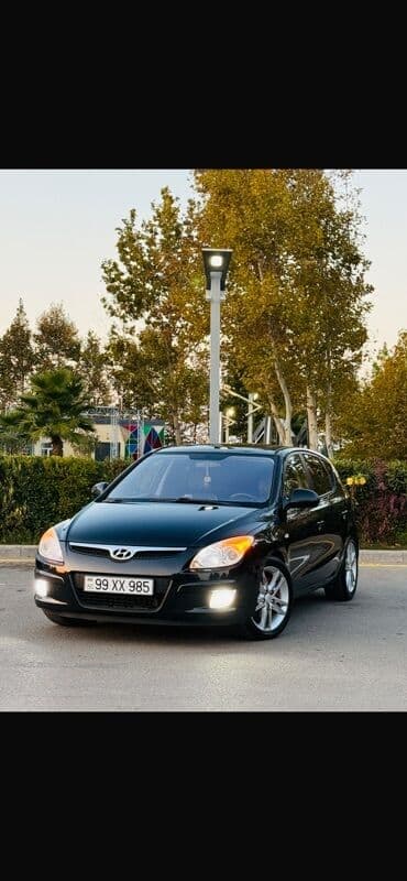ucuz range rover: Hyundai i30, qara rəng, 5 qapılı hatchback. Mühərrik və yürüş - CRDi — 16