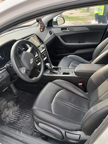 bmw e36 kupe: Hyundai Sonata: 2 l | Sedan — 5