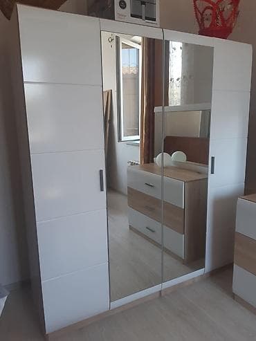 hamam ewyalari: 4 qapılı, Güzgülü, Ağ, Açılan, Düz dolab — 3