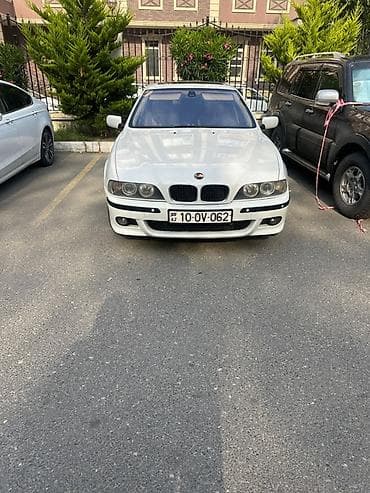 changan disk: BMW 5 series: 2.5 l | 2002 il Sedan — 4