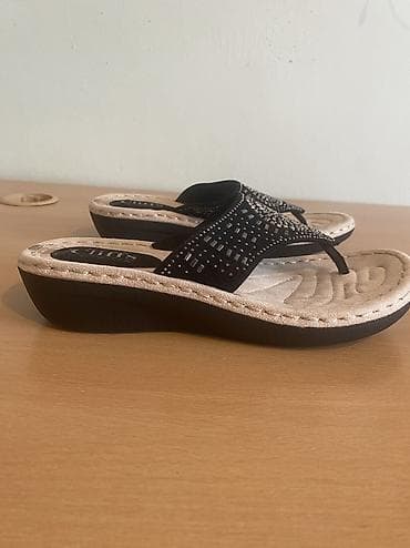 gun eynəyi: Qadın üçün barmaq arası (V-kəsim) sandal Tezedir. Amerikadan alinib — 8