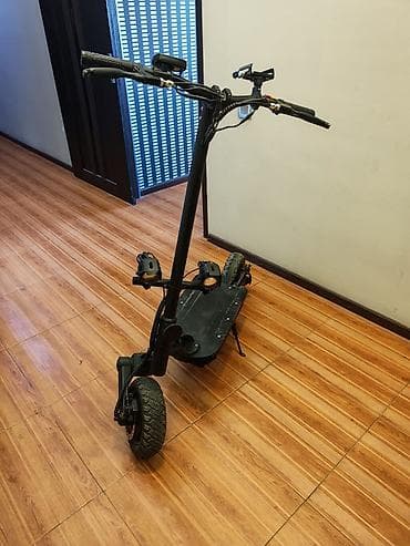 electro gitara: İşlənmiş Elektrik samokat 10", 751 - 1000 Vt, > 45 km/s, Ünvandan götürmə — 1