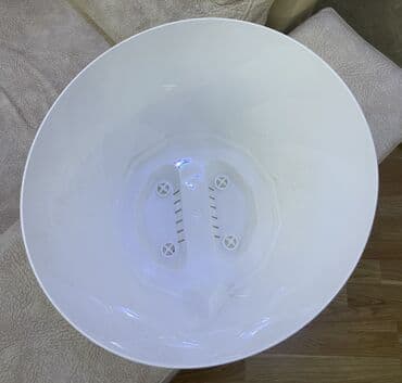 dibcey: Bitkiləriniz üçün ağ rəngli, həndəsi naxışlı dibçək. Bu dibçək müasir — 4