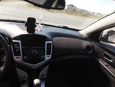 cruze sürətlər qutusu: Chevrolet Cruze: 1.4 l | 2016 il 104000 km Sedan — 8