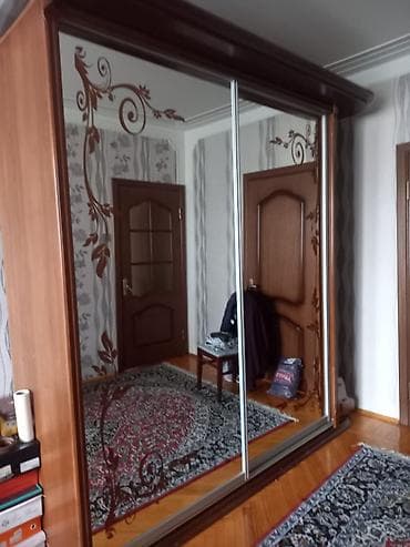 mebel kitab refleri: Yeni, 2 qapılı, Güzgülü, Qəhvəyi, Taxta, Kupe, Düz dolab — 1