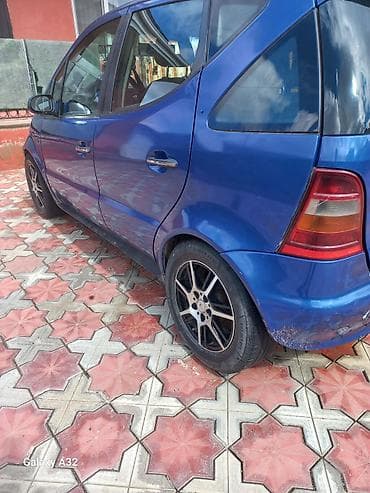 mercedes a 170: Mercedes-Benz A-Class (W168) hatchbek - Göy rəngli kuzov, 5 qapı - — 2