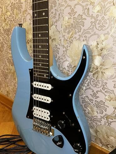 elektro qitara: Yamaha elektrik gitara seti Dəst daxilində: - Yamaha yumşaq keyslə — 3