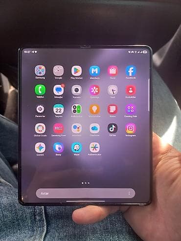 redmi 3 s: Samsung Galaxy Z Fold 5, 256 GB, rəng - Qara, Sensor — 4
