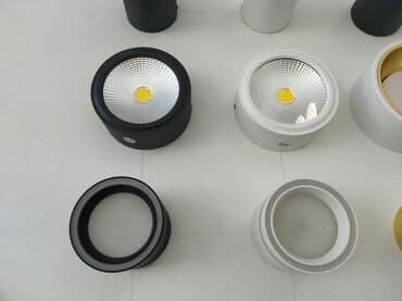 Dairəvi formalı, qara və ağ rənglərdə spot işıqlandırma armaturları