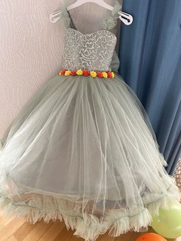 Üst geyimləri: 4yaş ;4года — 1