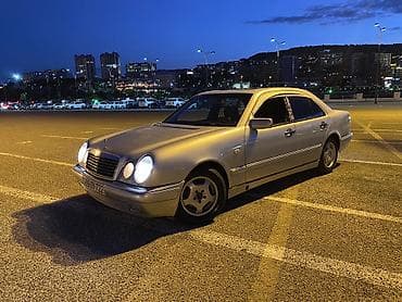 mercedes e class: Mercedes-Benz E-Class: 2.3 l | Sedan — 3