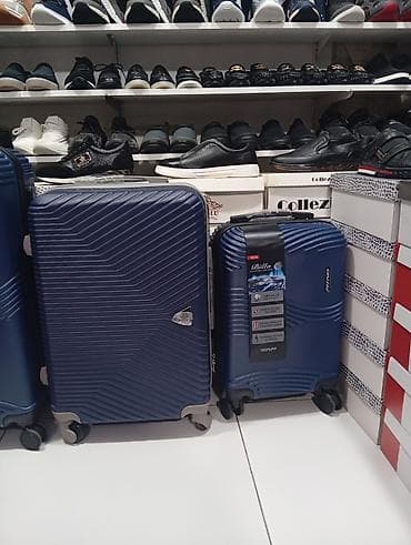 Mavi rəngli sərt korpuslu çamadan dəsti - Material: 100% polipropilen