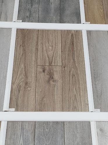 Laminat döşəmə panelləri – taxta naxışlı dizayn - Müxtəlif rəng və