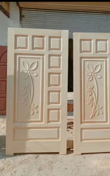 Divar kağızları, oboy: Taxta qapılar – klassik oyma dizaynlar Məhsul təsviri: - Material — 3