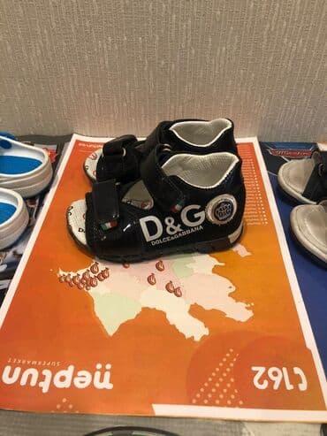 usaq ucun ayaqqabilar: Bossonojki ve yay ayaqqabi,hamisi 21 razmer .Bossonojki ortopedik — 2