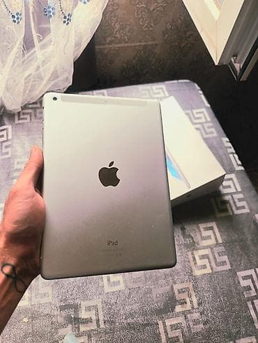 İ pad adaptr karopka var tam işlek veziyetdedir
