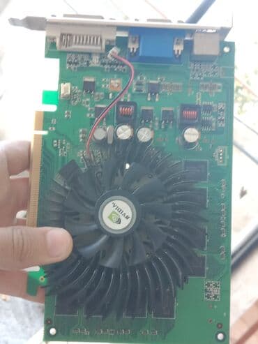 кронштейн для видеокарты: Видеокарта Gigabyte GeForce 210, < 4 ГБ, Б/у — 1