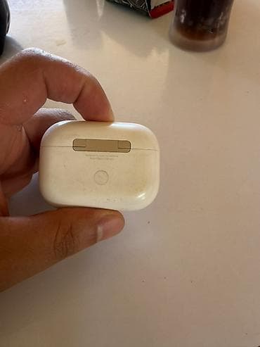 mp3 fm modulator: Apple AirPods Pro (2-ci nəsil) – Model A2968 Xüsusiyyətlər: - Aktiv — 4