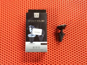 ayağ alti: Telefon tutacağı bundan başqa hər növ avtomobi̇l aksessuarlarinin — 1