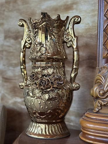 Fiqurlar: Antik güldan — 1