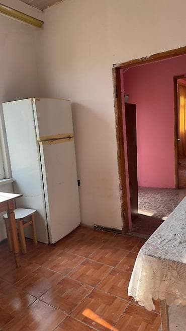 hokmelide evler: Saray mtknin arxasi, 522nom marsurutun son dayanacagi, esyali atdelni — 5