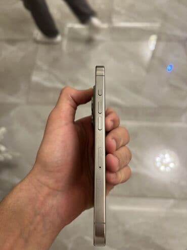 ucuz ayfon: IPhone 15 Pro, 256 GB — 4
