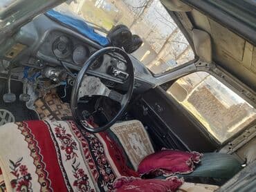 təkər disklər: Model: Moskvich 2715 pikap Xüsusiyyətlər: - Kuzov: 2 qapılı pikap — 3