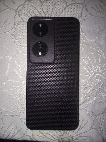 100 manatliq telefonlar: Honor X7b — 2