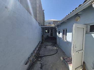 zigda heyet evi: Həyət evi – yarı açıq örtülü həyət və yardımçı tikililərlə - Geniş — 3