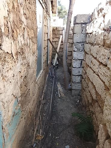 ev satiram: Satılır: həyət daxili köməkçi tikili/anbar - Yerləşmə: dar küçəyə — 6