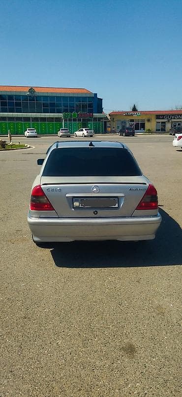 disk teker per page 40: Mercedes-Benz C 230: 2.3 l | 1996 il Sedan — 6