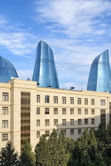 mahrasa bagi: Mənzil yerləşirBakıda Botanika bağının içində4 mərtəbədəyeni — 1
