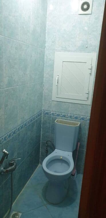 turbo az ford transit 16 1: Bakı, 8-ci mikrorayon, 4 otaqlı, Köhnə tikili, 80 kv. m — 5