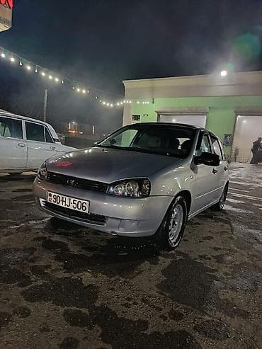 vaz 2017: LADA Kalina Universal (station wagon), gümüşü rəng. - Kuzov: 5 qapı — 4