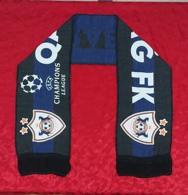 divan parçaları: Qarabağ futbol klubunun azərkeş şərfləri satılır. Xüsusi fərqi odur — 3