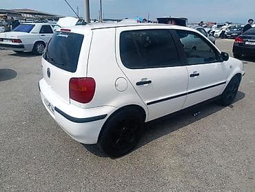 Volkswagen Polo: 1.4 l | 2001 il Sedan — 7