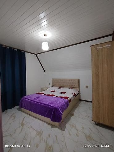 kreditnen evler: Dağ mənzərəli hovuzlu bağ evi – günlük istirahət üçün -Çay kənarında — 10