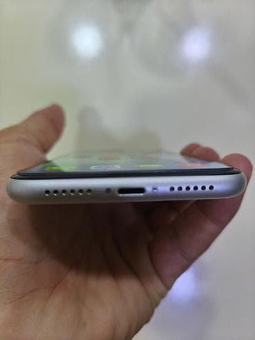 iphone 11 ağ: IPhone 11, Ağ, Face ID — 5