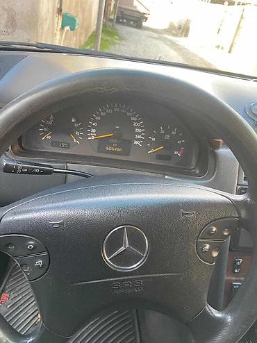 gurcustan maşın bazari mercedes: Təcili satılır. clasic E270 CDI Mator karopka ideal vəziyyətdədir — 10